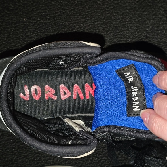 Air Jordan's - Picture 8 of 11